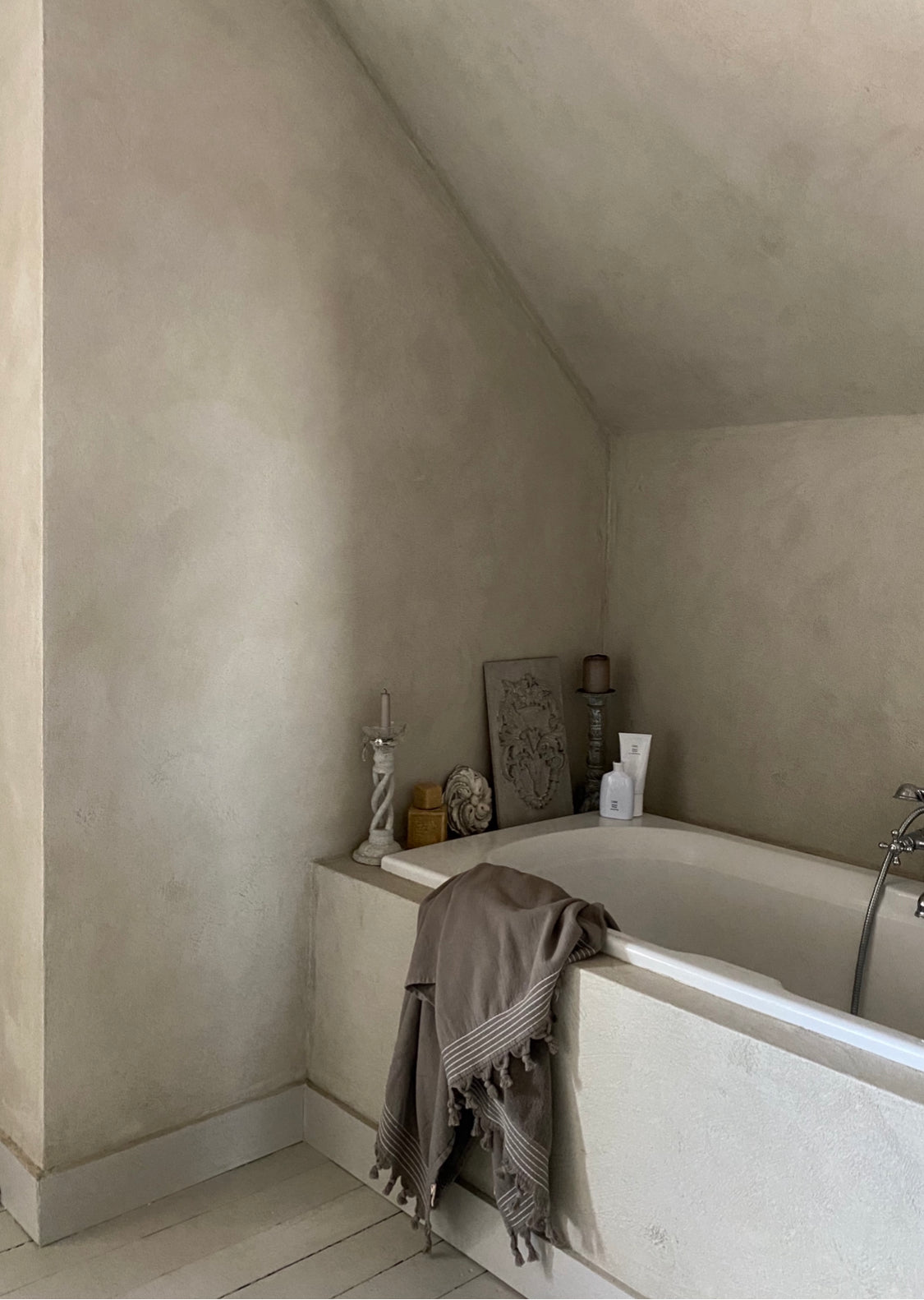 Plaster Paint - Raw